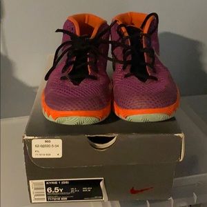 Kyrie 1 Basketball Shoes